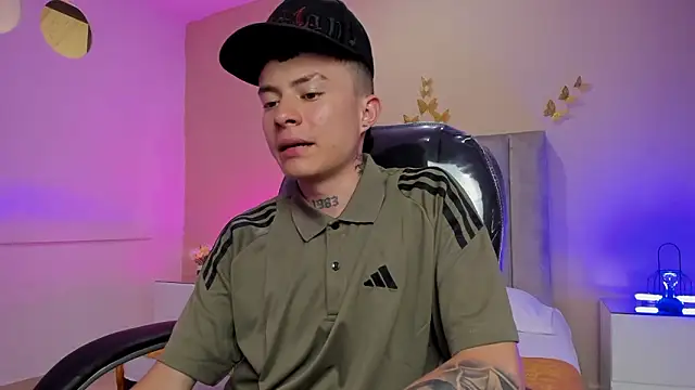 Nascary_Fox Adlı Modelin Canlı XXX Sohbeti