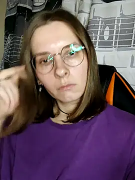 Chat +18 de Aashikalaa ao vivo