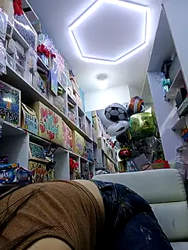 LunaZambrano 即時 XXX 聊天