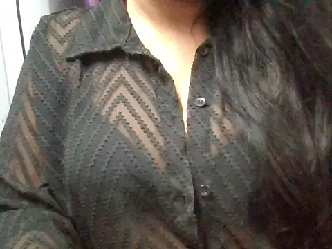 shikha111's Live XXX Chat