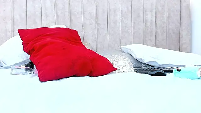 thamiina_: онлайн-секс-чат