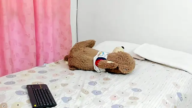 __Emma__11__Lecat_: онлайн-секс-чат