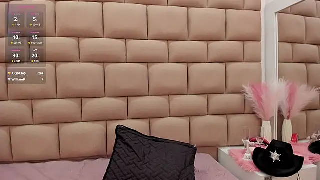 LilianFerrara: онлайн-секс-чат