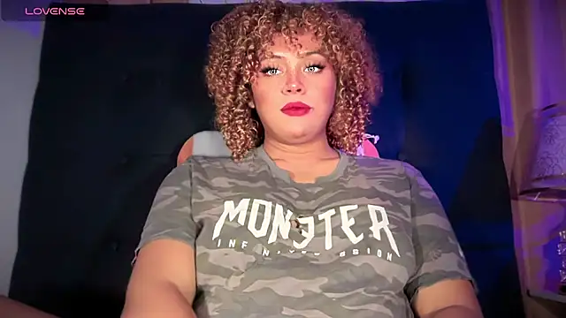 KhimMadnessn Webbikameraesitys