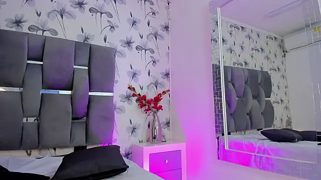 Zella_Brown live XXX chat