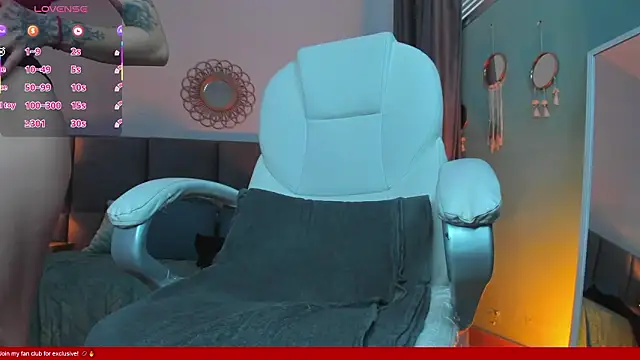 Esmeralda_CO Live XXX Chat