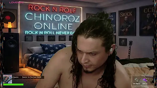 Czat XXX na żywo – chino_roz