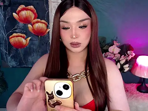 Show modela OliviaGraceXXX na web-kameri