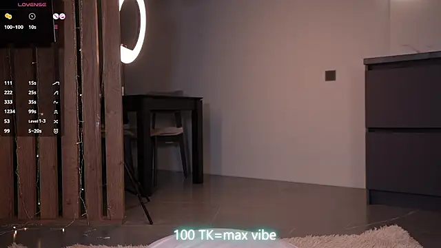 Monika__youthful 在線直播表演