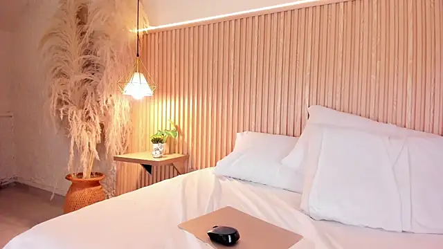 NahimiThompsonn Live XXX chat