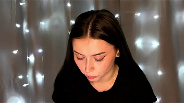 bellarison's Live XXX Chat