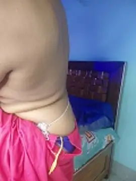 Ur_Lishaa Adlı Modelin Web Kamerası Şovu