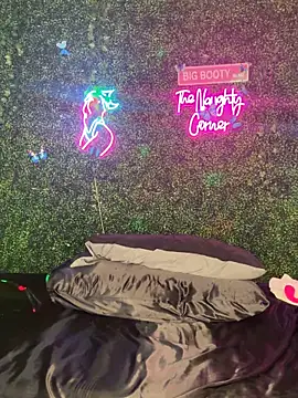 RenaThickAss' Webcam Show