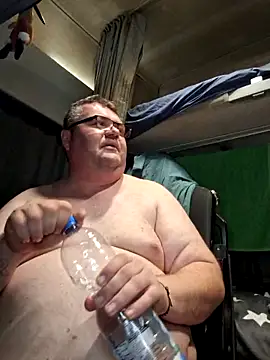 Tataurs' Live XXX Chat