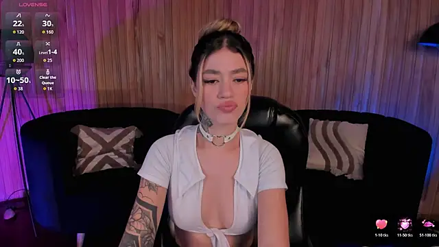 ViolettHansson 即時 XXX 聊天