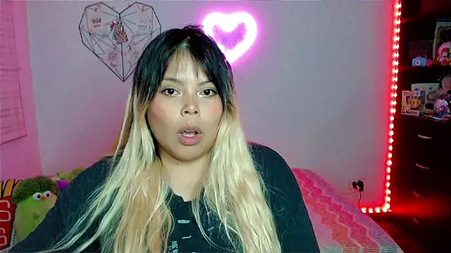 EllieMoonX's Live XXX Chat