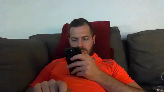 THE_CHEEKY_ALPHA 即時 XXX 聊天