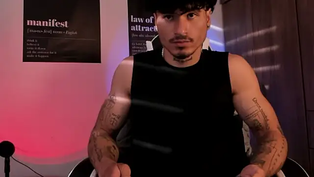 Thomas_Fit1's Live XXX Chat