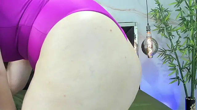 IrinaVoshh_ Adlı Modelin Web Kamerası Şovu