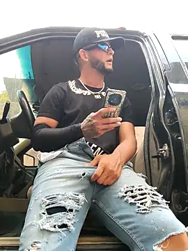 Chatroom XXX en direct de PIGHIGHDIRTY_p0