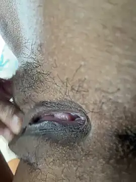 Tamiii420 élő XXX-chatje