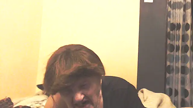 Chat +18 de MioritaHard ao vivo