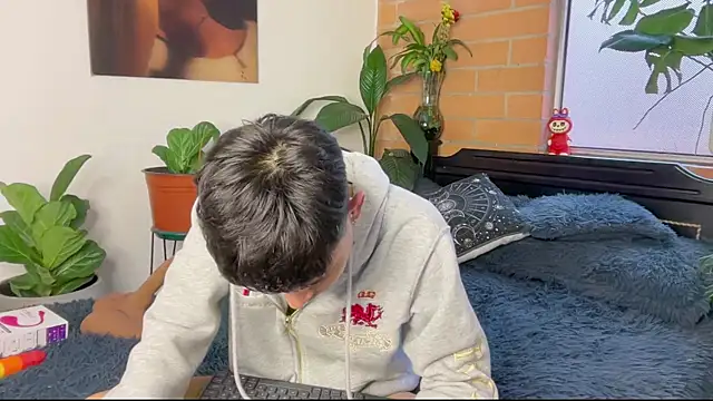 Andy_Belier23's Webcam Show