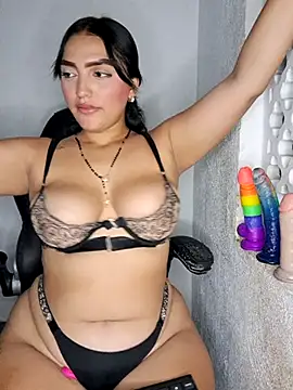 Mia_em Chat XXX in diretta