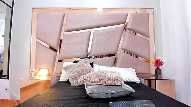 Kendal_Lane 라이브 XXX 채팅