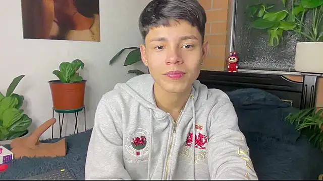 Chat XXX Live Andy_Belier23