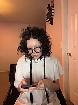 دردشة Gothbabbi الجنسية المباشرة