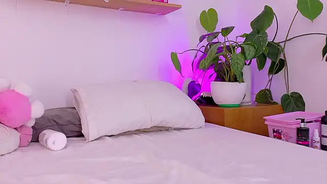 emily_bank élő XXX-chatje