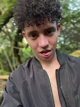 yoursexyjose's Live XXX Chat