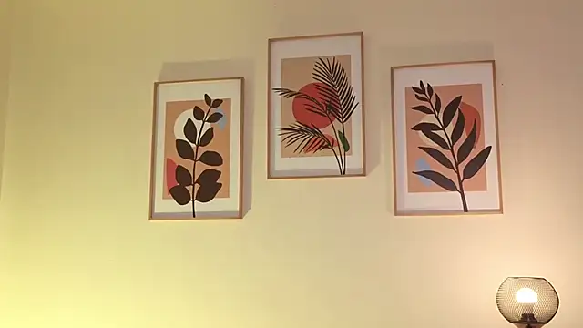 XXX chat uživo modela DahianaWalcott