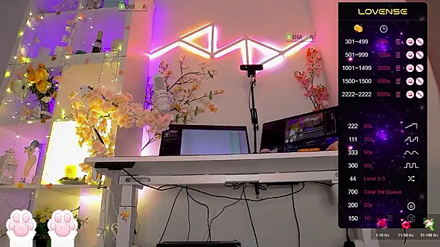 Chat +18 de Elena-Marilyn ao vivo