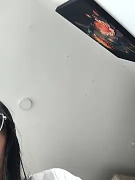 Kiitygirl 即  時 XXX 聊天