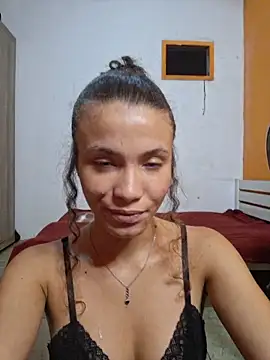 PocaHontas2026's Live XXX Chat