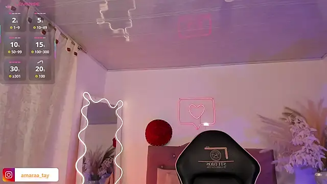 Amara_tay Chat XXX in diretta