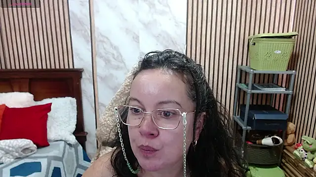 Sonialorens_ 现场XXX聊天