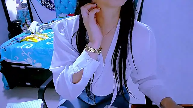 BitterMomXxx Live XXX Chat