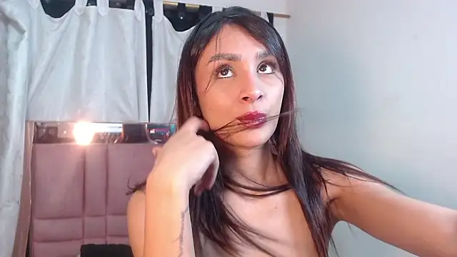 Živý XXX chat saraymoon