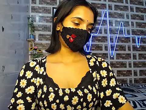 Tisya-24's Live XXX Chat