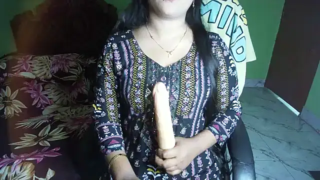 BengaliQueenStar – Naživo XXX chat