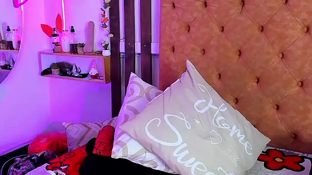 MeowMota_ Show Webcam