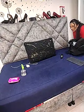 Shantey_Laurent – Naživo XXX chat