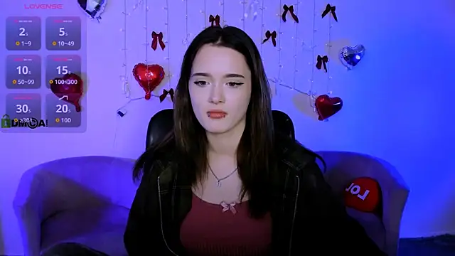 liana_kisses live XXX chat