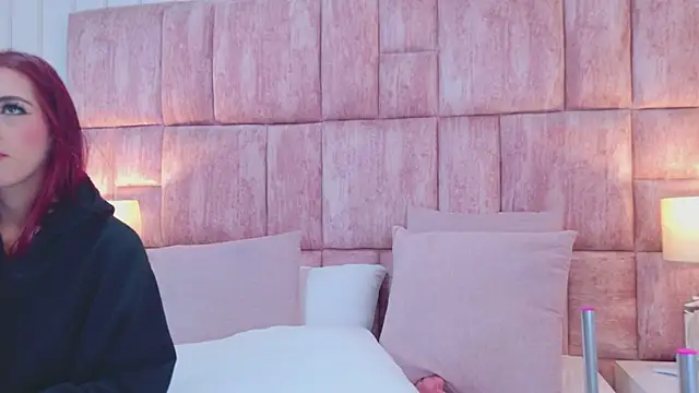 ScarlettFoox 现场XXX聊天