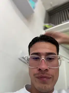 Chat XXX Live TavoHot_