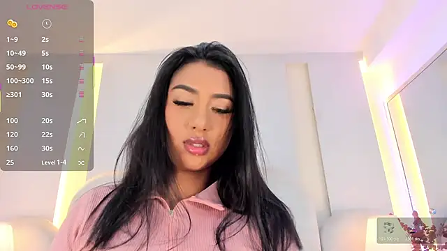 XXX chat uživo modela SalomeeBell