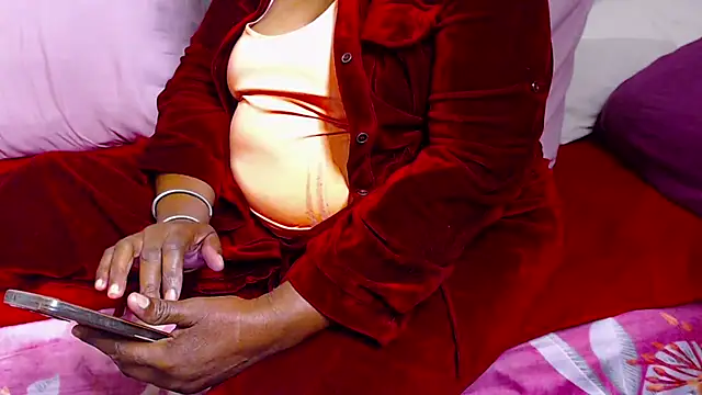 Chat XXX en directo de Freakyassnwildx